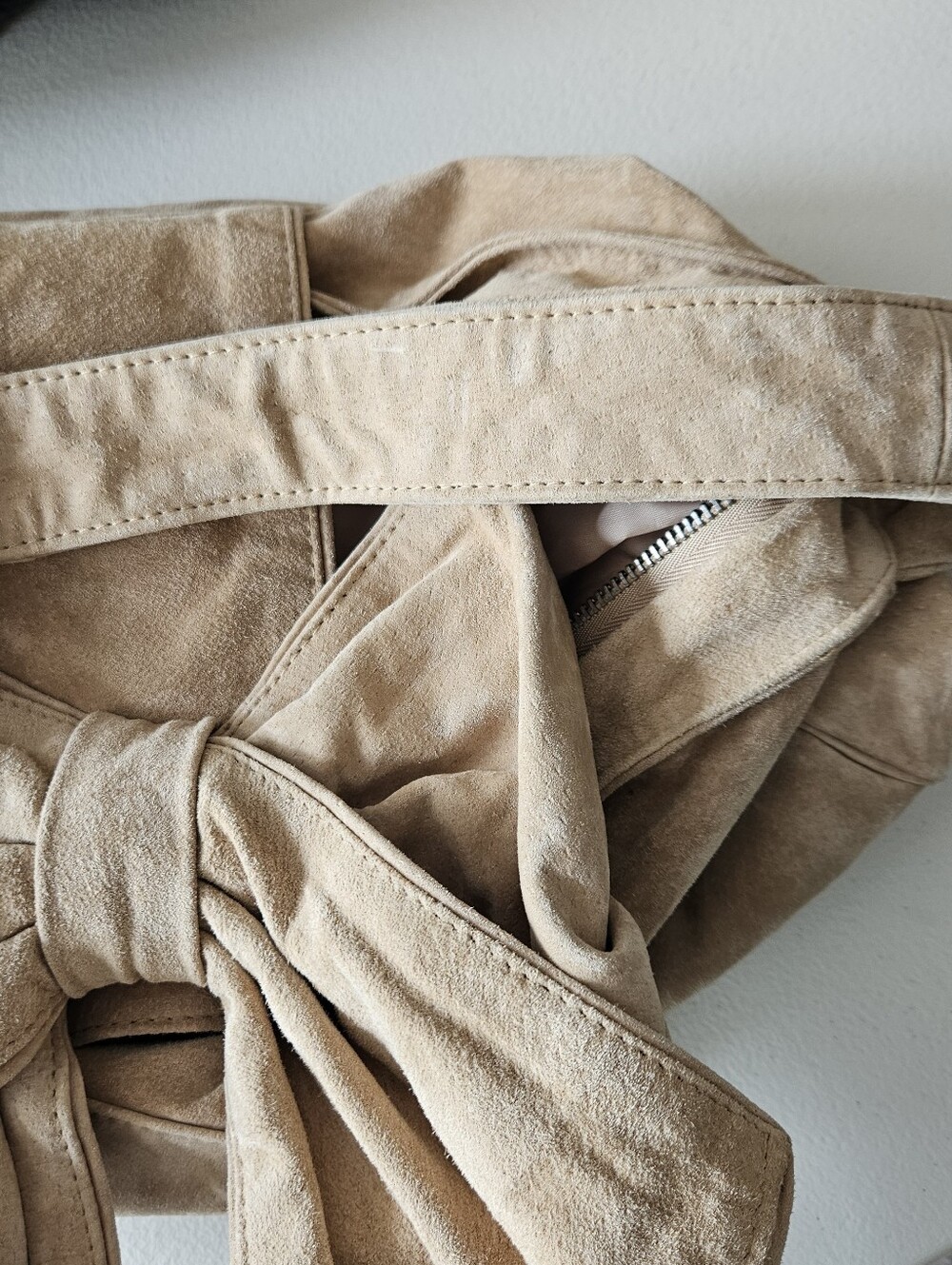 LizDen Vintage Suede Bow Hobo Shoulder Bag, EC - Picture 10 of 13